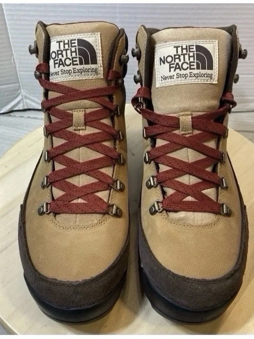 The North Face Back-To-Berkeley IV Leather Waterproof Boots (Style: NF0A817Q).